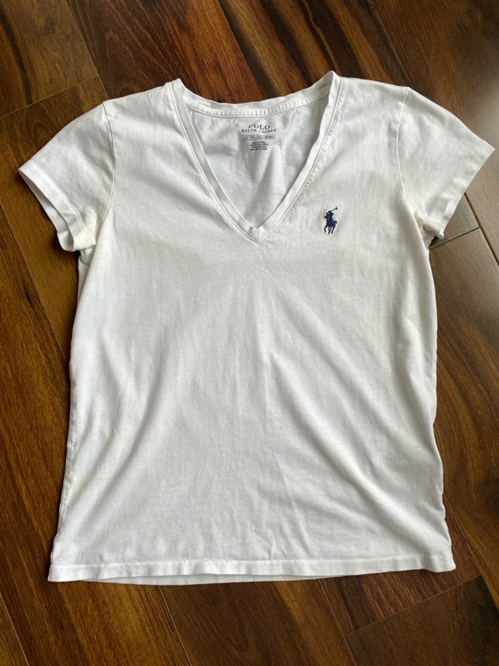 4/$20 Polo Ralph Lauren Slim V-Neck T-Shirt Stains XS
